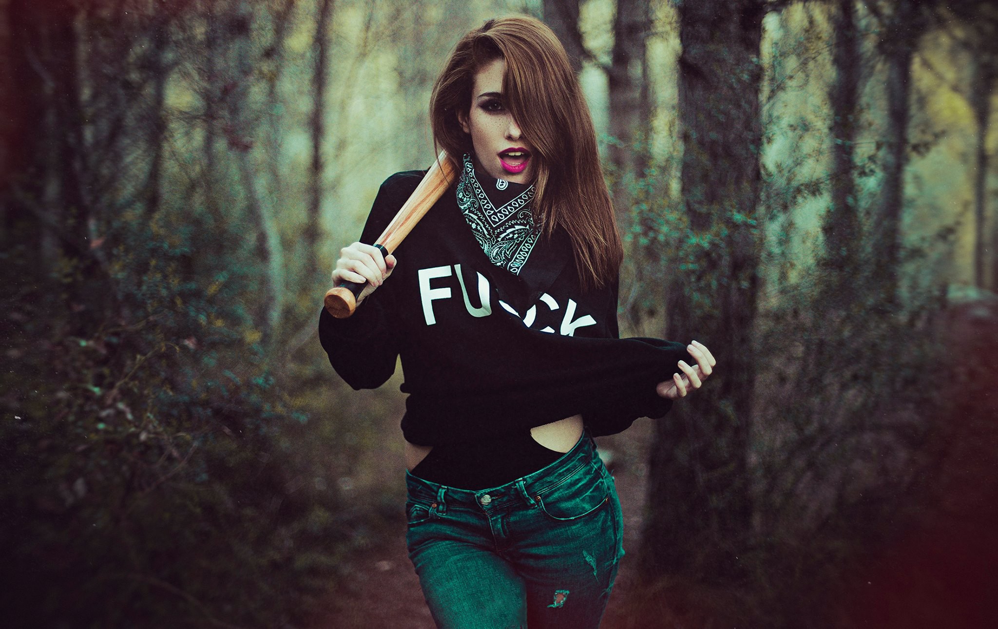 Take a pause and enjoy Sassy girls — streaming from Salvador