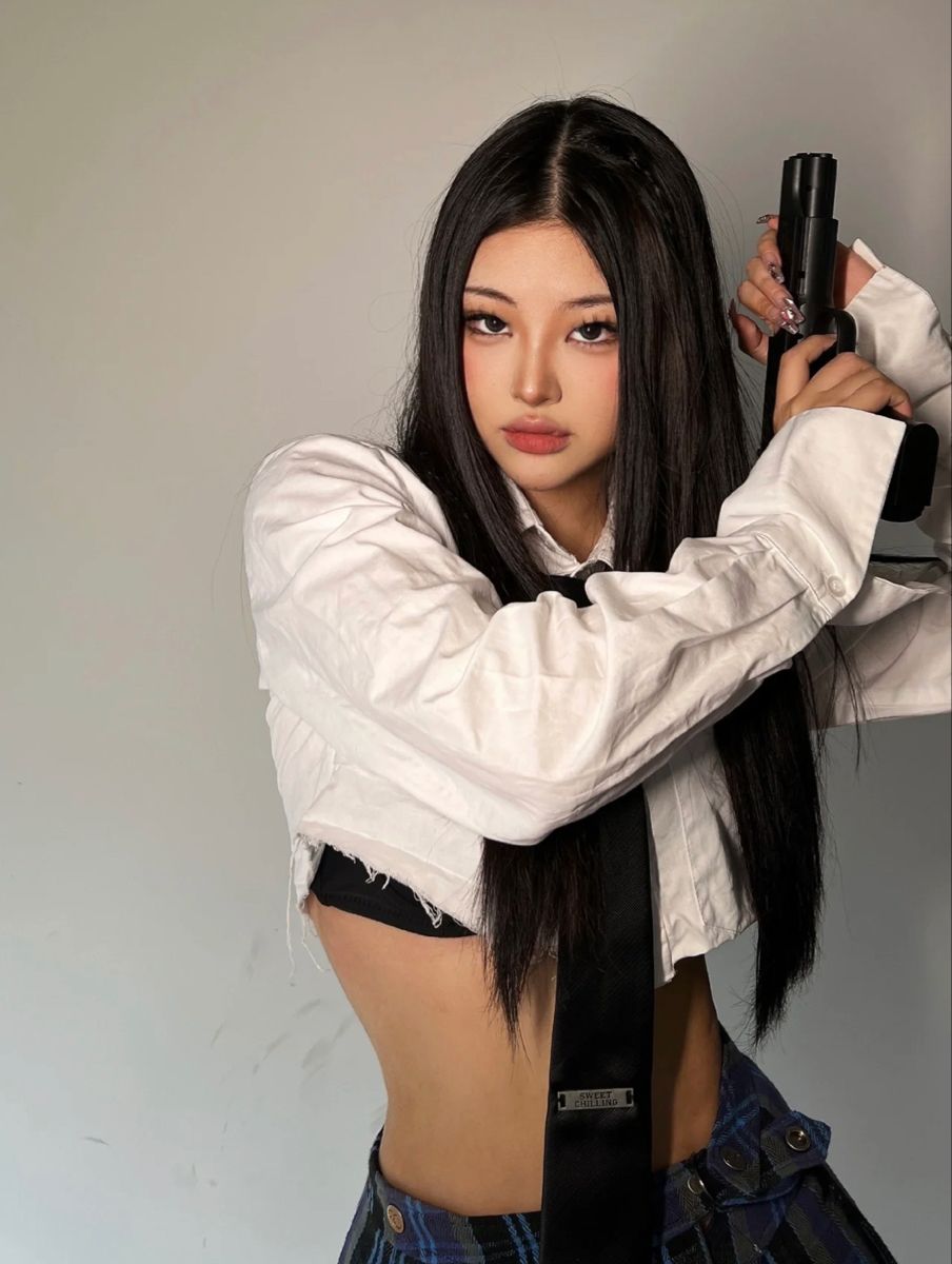 A cozy shot with Sassy girls — straight from Salvador