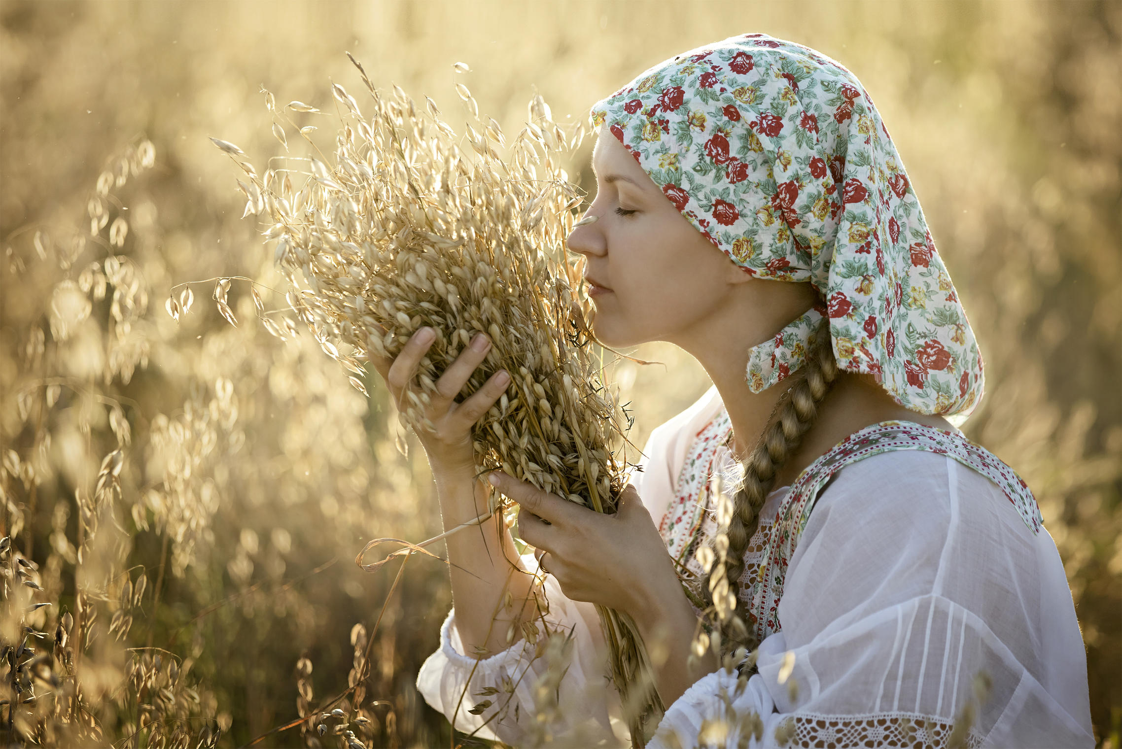 Photo Women in Slavic costumes in Salvador