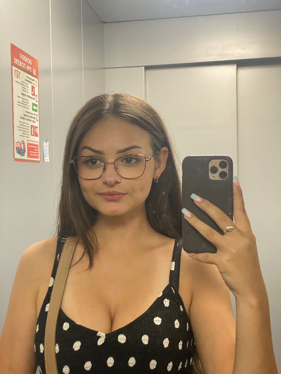 Sexy model Stacy in Salvador